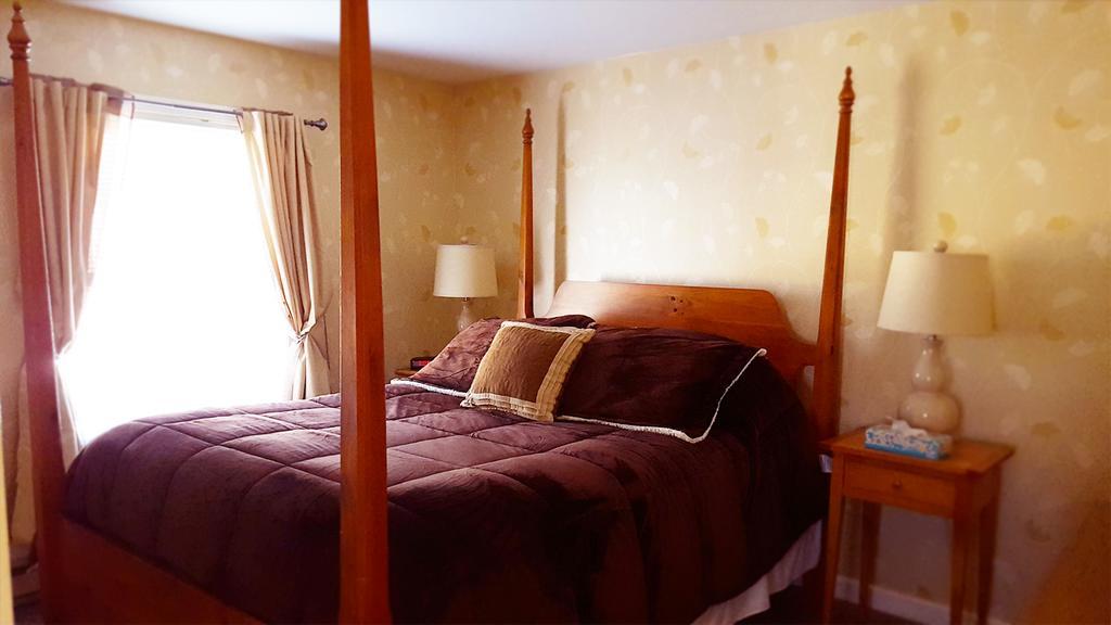West Dover Inn Екстер'єр фото